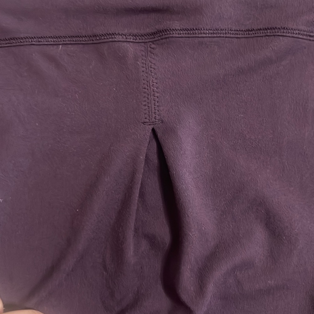 Lululemon long sleeve shirt - Picture 4 of 5